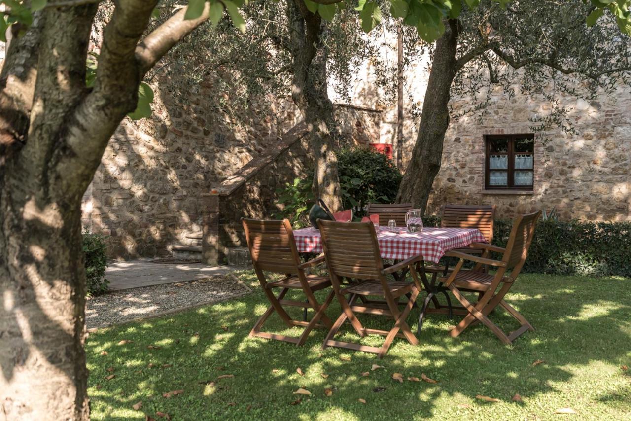 Borgo Al Cerro Aparthotel Casole dʼElsa Kültér fotó