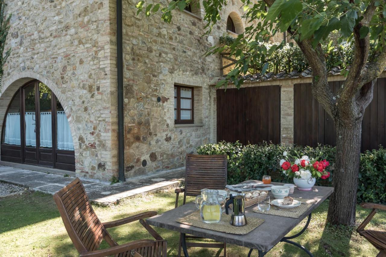 Borgo Al Cerro Aparthotel Casole dʼElsa Kültér fotó